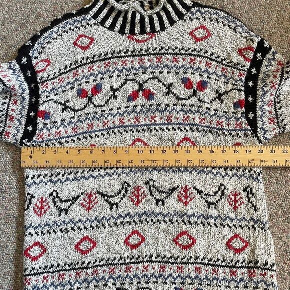 Vintage Knit Turtleneck Holiday Christmas Sweater - Picture 5 of 6